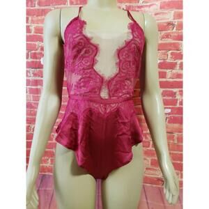 Stylestalker Peignoir SIMONE Bodysuit Women Rasberry Size S NWT/B10